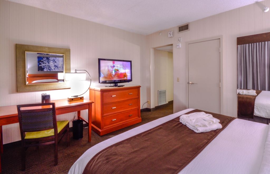 Embassy Suites By Hilton Denver Central Park Habitación foto